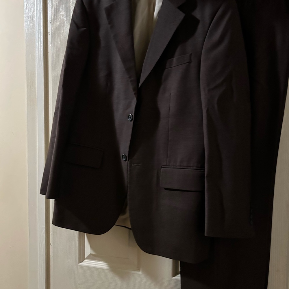 Classic Brown Men's Suit - Picture 4 of 4